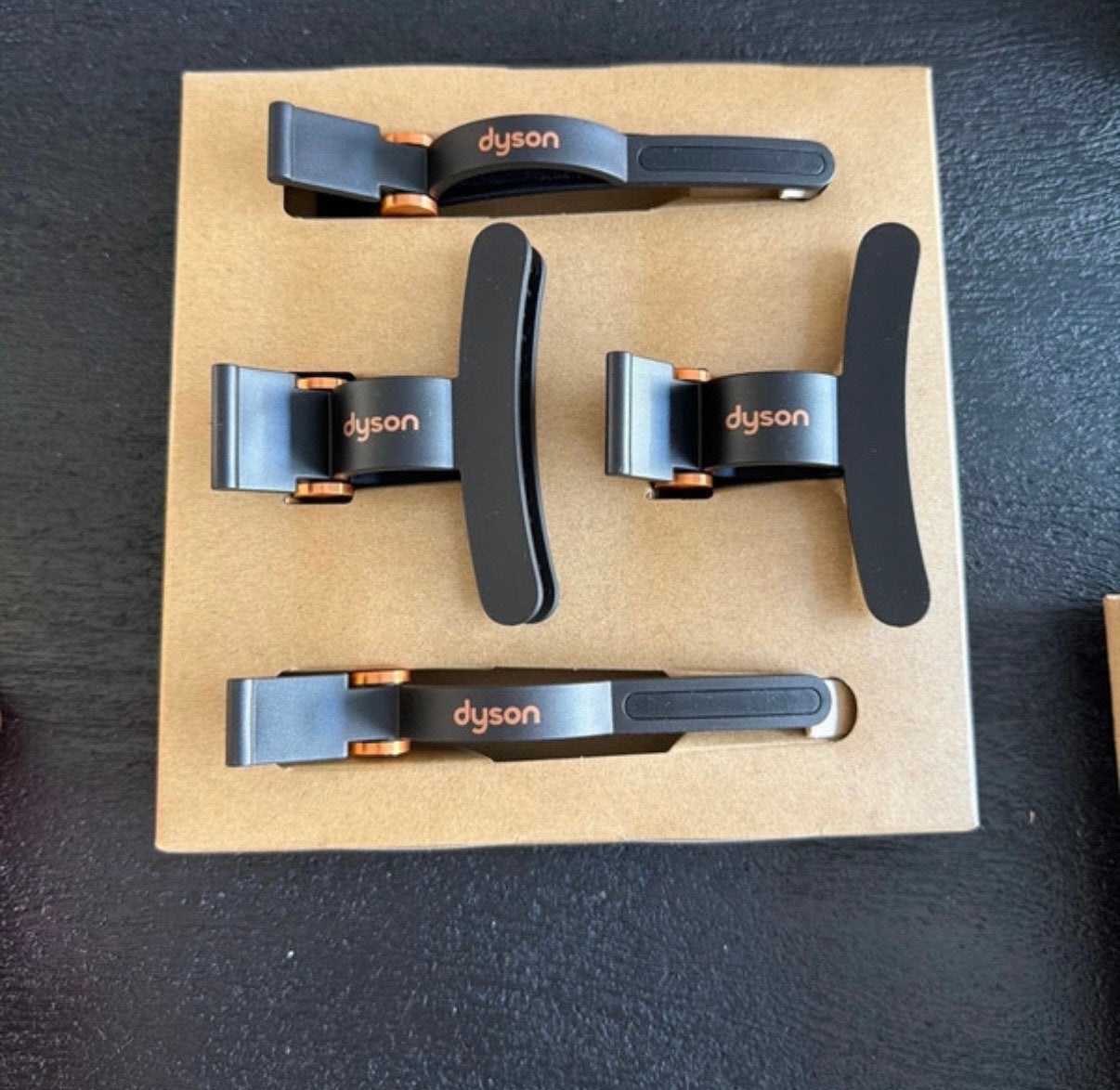 Nieuwe Dyson Haarclips - Set van 4, Ophalen of Verzenden, Nieuw, Haarspeld