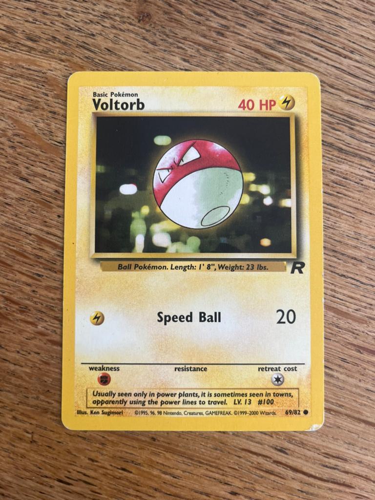 Voltorb 69/82 Team Rocket Set, Ophalen of Verzenden, Zo goed als nieuw