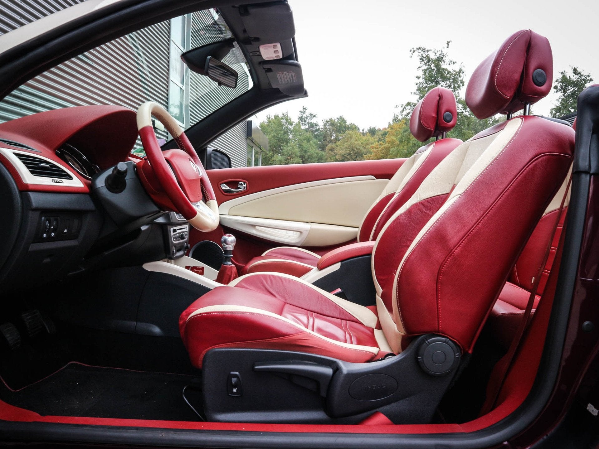 Renault Mégane Coupé-Cabriolet 1.4 TCE Floride Clima | Cru, Auto's, Voorwielaandrijving, Euro 5, Gebruikt, 4 cilinders