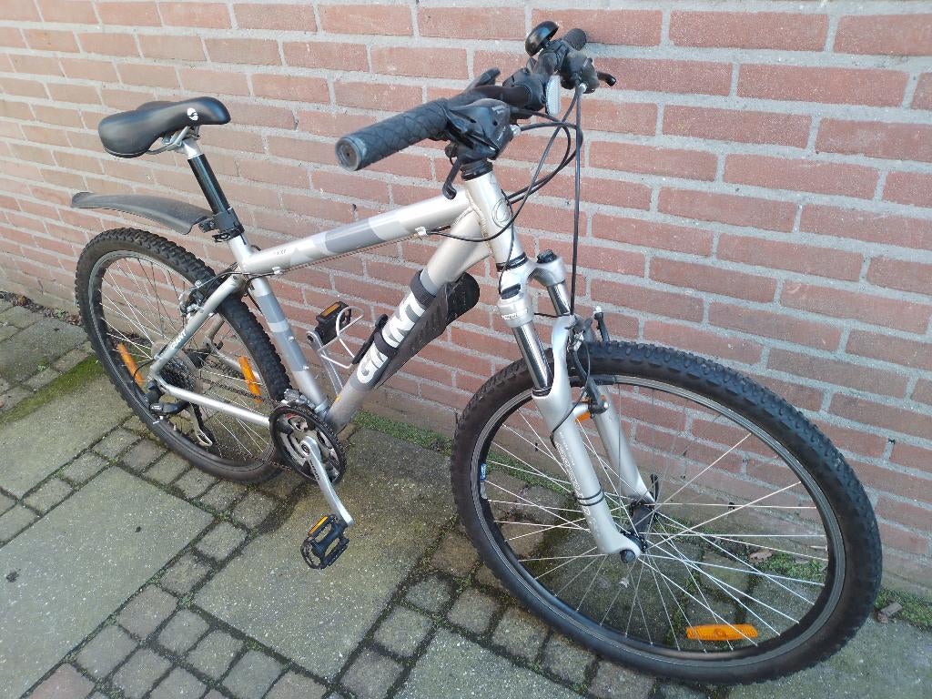 Giant Rincon mountainbike / atb, Gebruikt, Velgrem, Giant, Ophalen