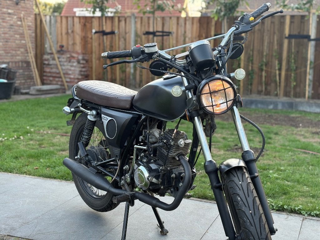 Limited Mash 50cc  €1349, Fietsen en Brommers, Zo goed als nieuw, Ophalen, Overige merken, 4 versnellingen