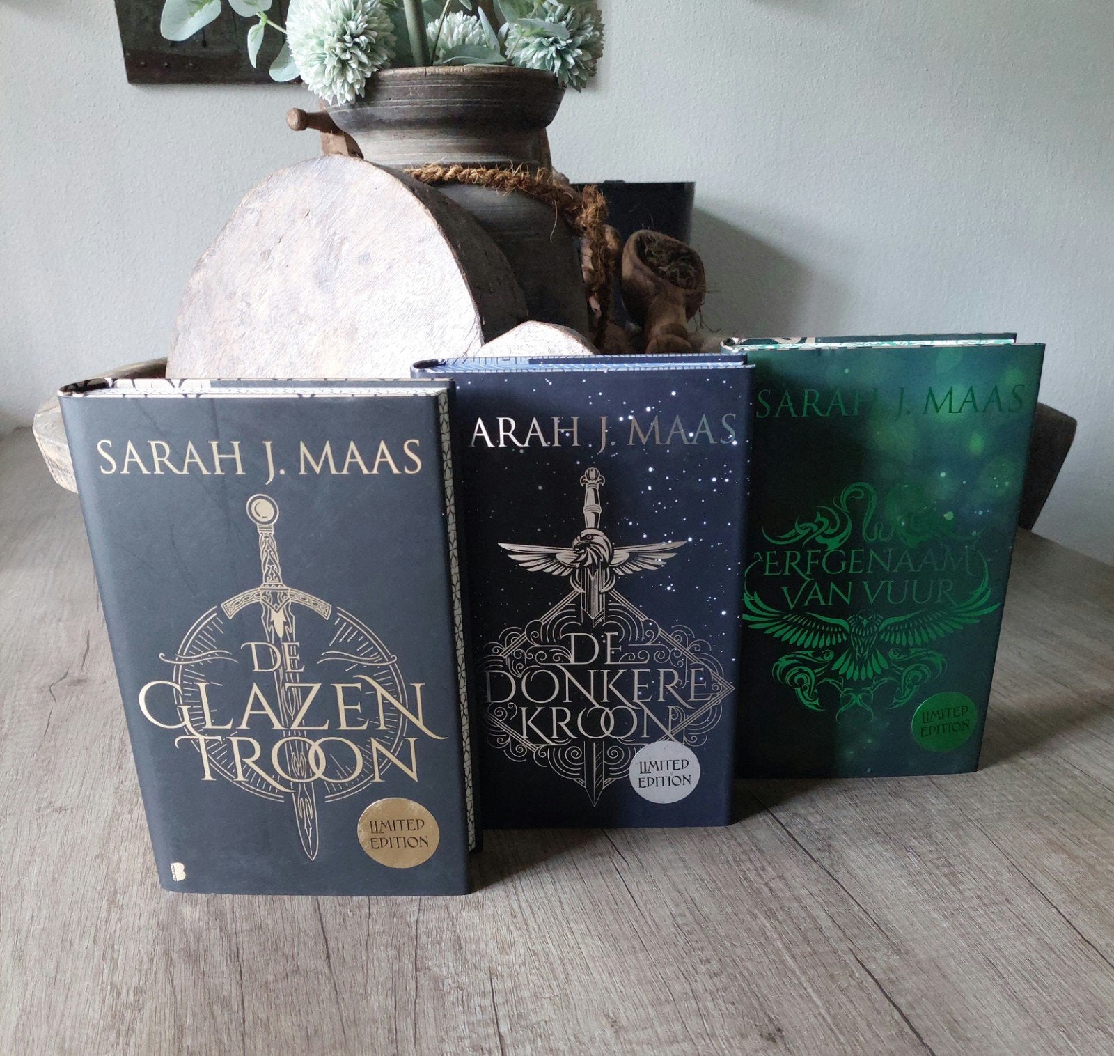 De Glazen Troon Limited edition set Sarah J. Maas, Ophalen of Verzenden, Zo goed als nieuw, Sarah J. Maas