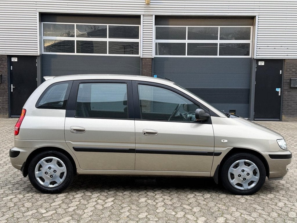 Hyundai Matrix 1.6i GL APK 12-01-2027, Auto's, Hyundai, Matrix, Stof, Gebruikt, 4 cilinders