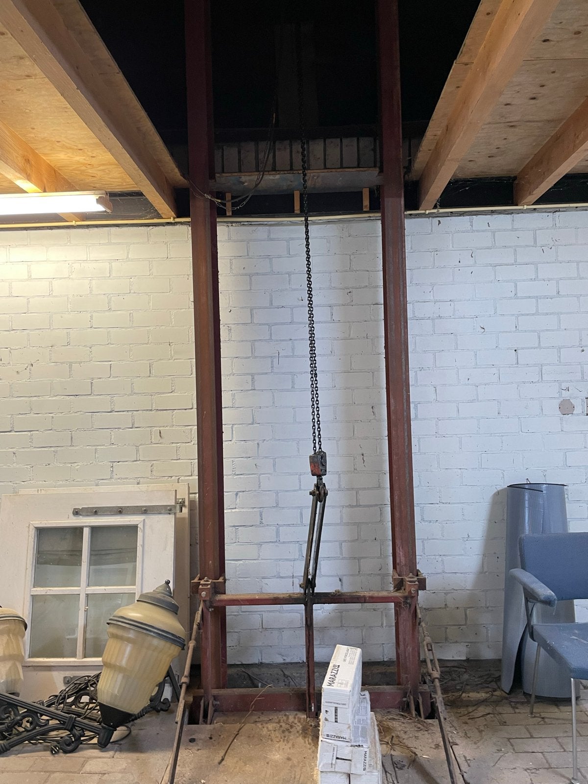 Robuuste goederenlift oud ijzer, Doe-het-zelf en Verbouw, Metalen, Ophalen of Verzenden
