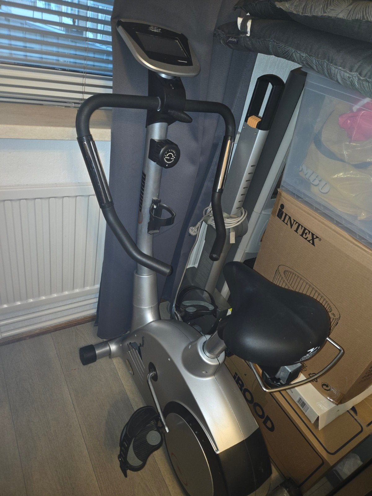 Hometrainer Crane Sports - Perfect voor thuisworkouts, Ophalen, Gebruikt, Metaal, Benen