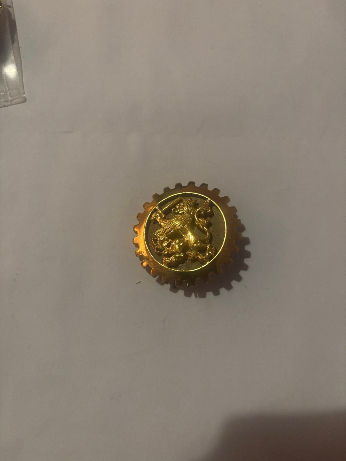 Embleem Hogere Technische Bekwaamheid KL - Gouden Leeuw, Ophalen of Verzenden, Gebruikt, Overige onderwerpen, Speldje of Pin
