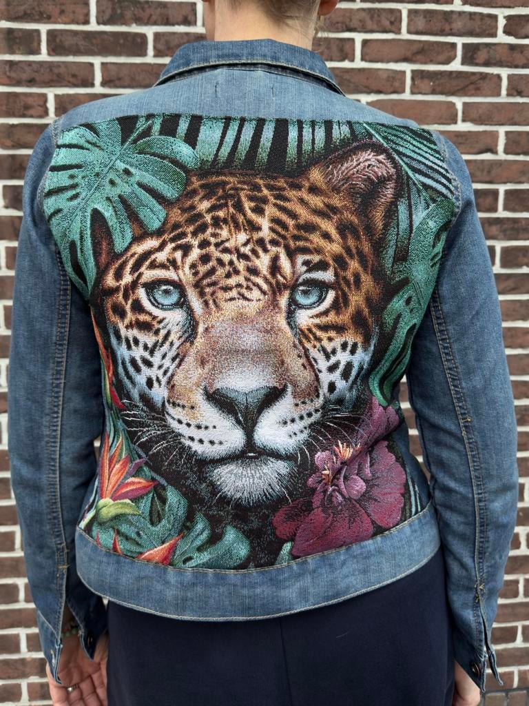 Handgemaakt Tijger Denim jacket, Ophalen of Verzenden, Zo goed als nieuw, Blauw
