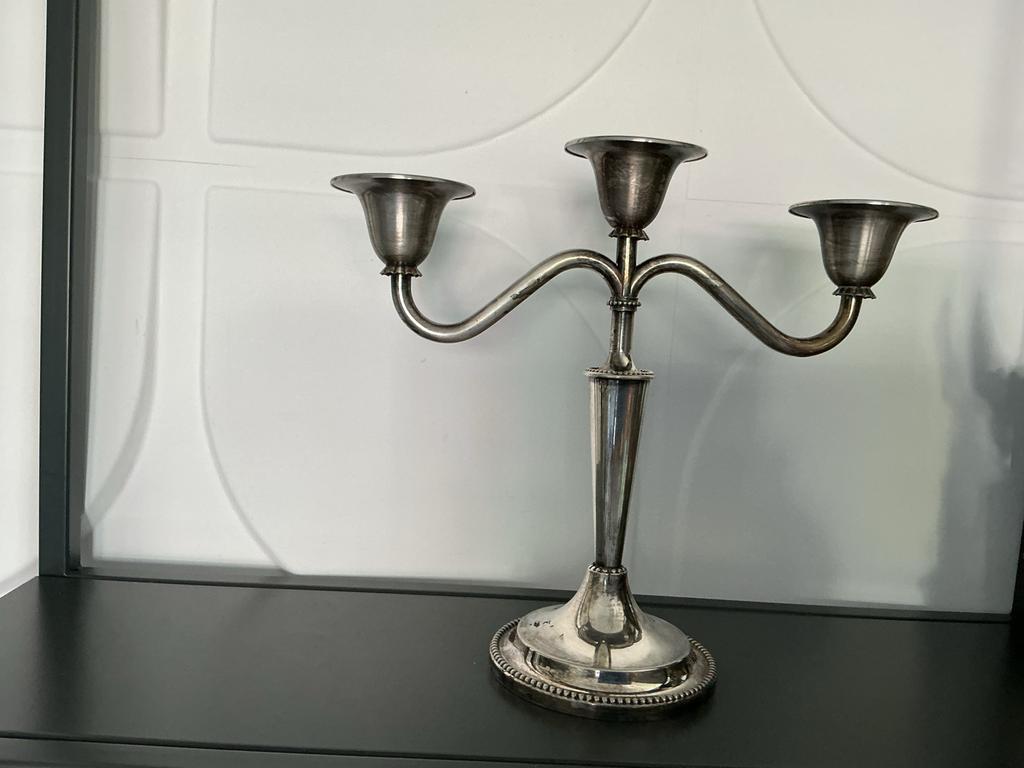 Brocante versilverde  Kandelaar met Drie Armen, Antiek en Kunst, Ophalen of Verzenden, Overige materialen