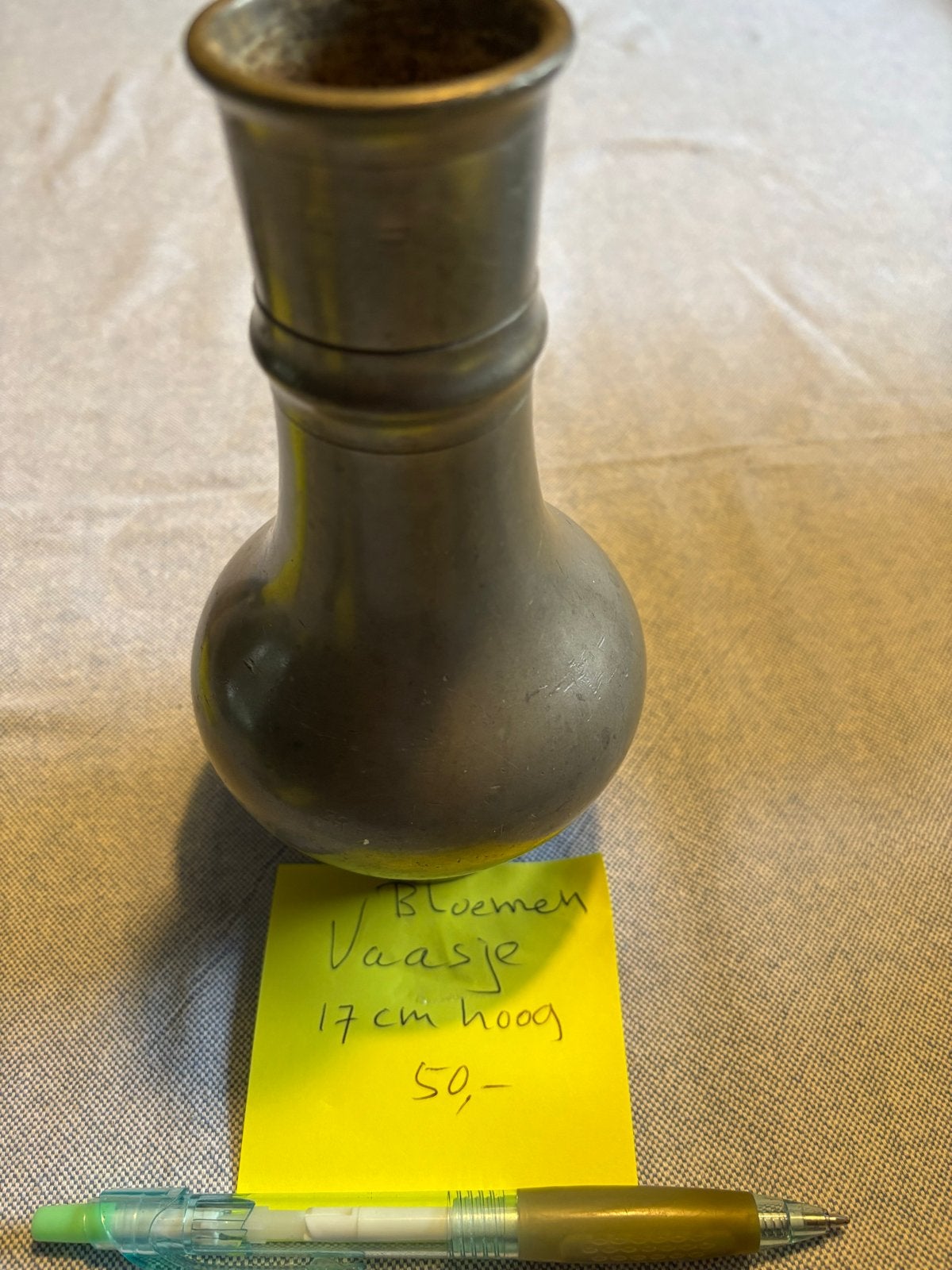 Antieke tinnen vaas - 17 cm hoog, Antiek en Kunst, Ophalen of Verzenden