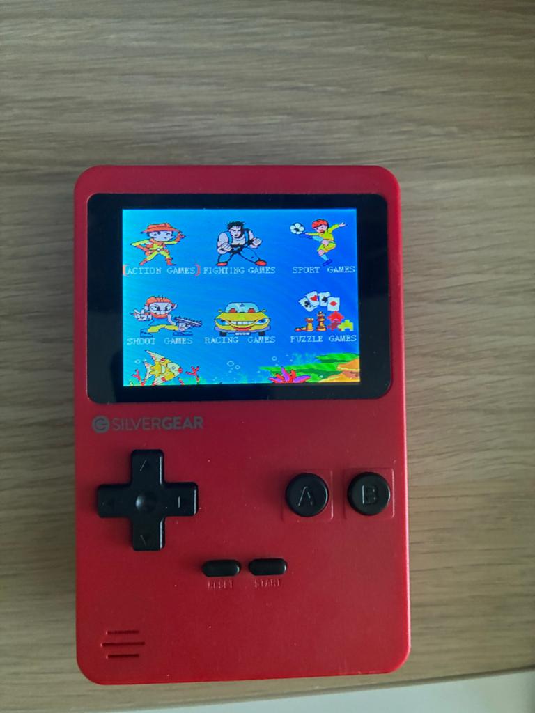 Silvergear Retro Gaming Handheld - Rood, Spelcomputers en Games, Spelcomputers | Overige, Overige merken, Ophalen