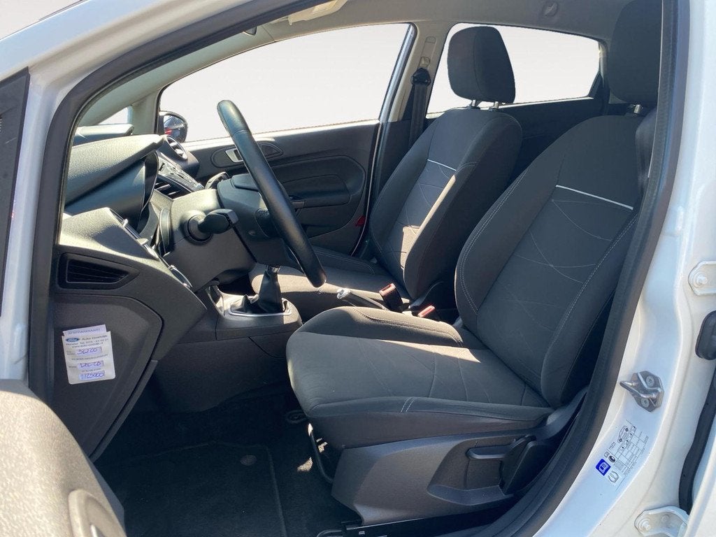 Ford Fiesta 5-deurs 1.0 White Edition airco | navigatie | mi, 12 maanden, Stof, 525 kg, Start-stop-systeem