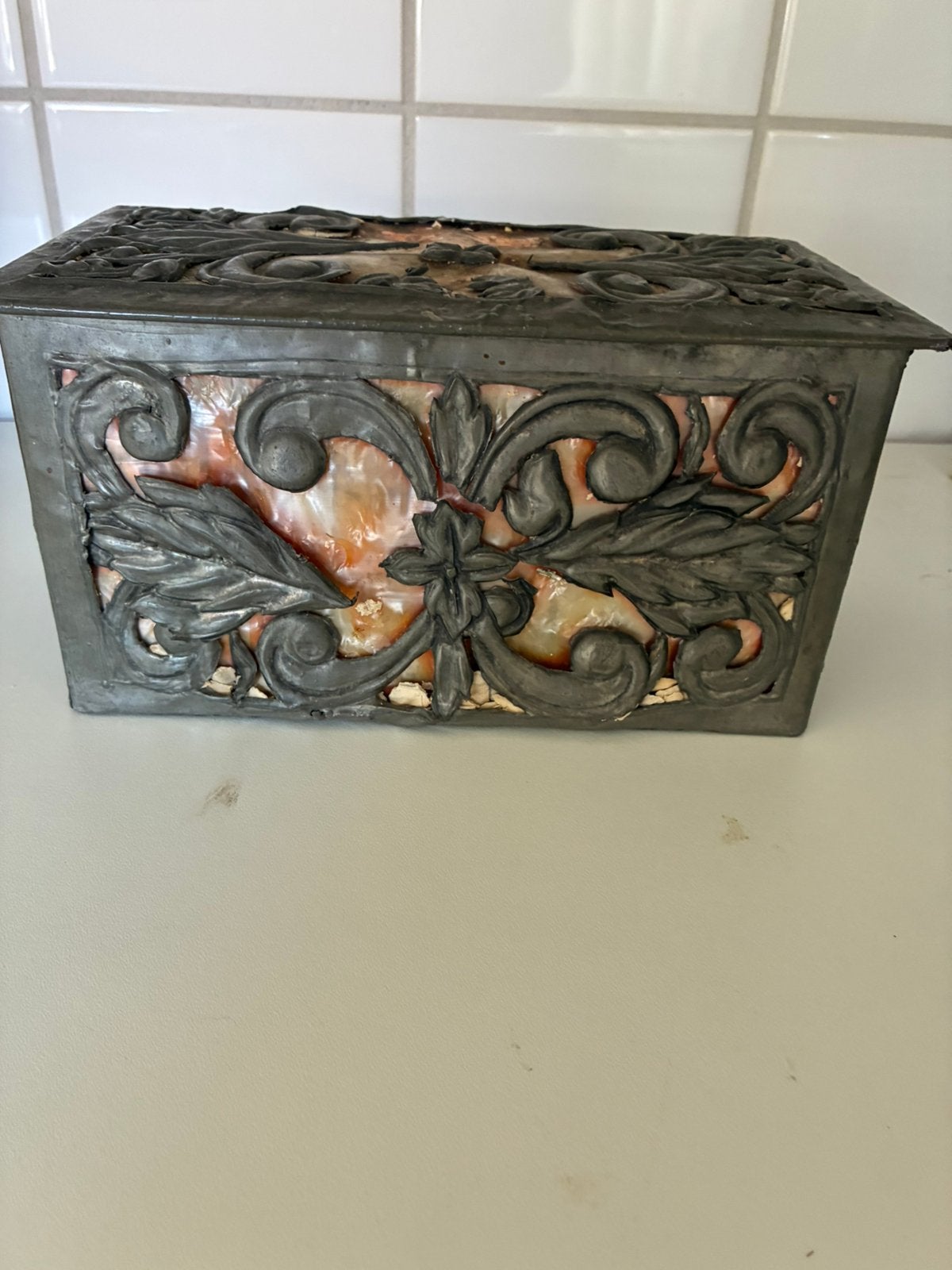BLIK INGELEGD MET PARLEMOER EN TIN., Antiek en Kunst, Ophalen