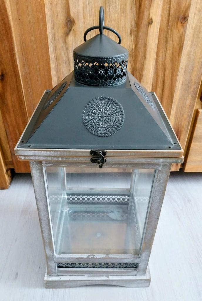 Decoratieve lantaarn 50 cm hoog, Gebruikt, 50 tot 75 cm, Grijs, Ophalen of Verzenden