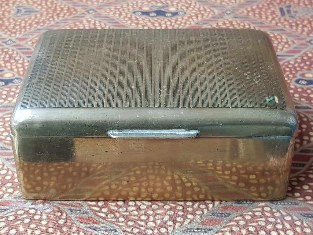 Mooie antieke Engelse sigarettendoos van State Express 12 cm