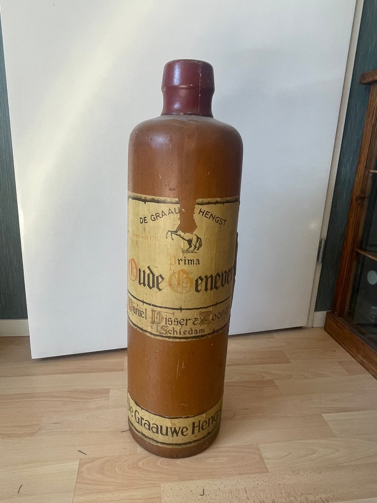 Jeneverfles vintage hout, Ophalen