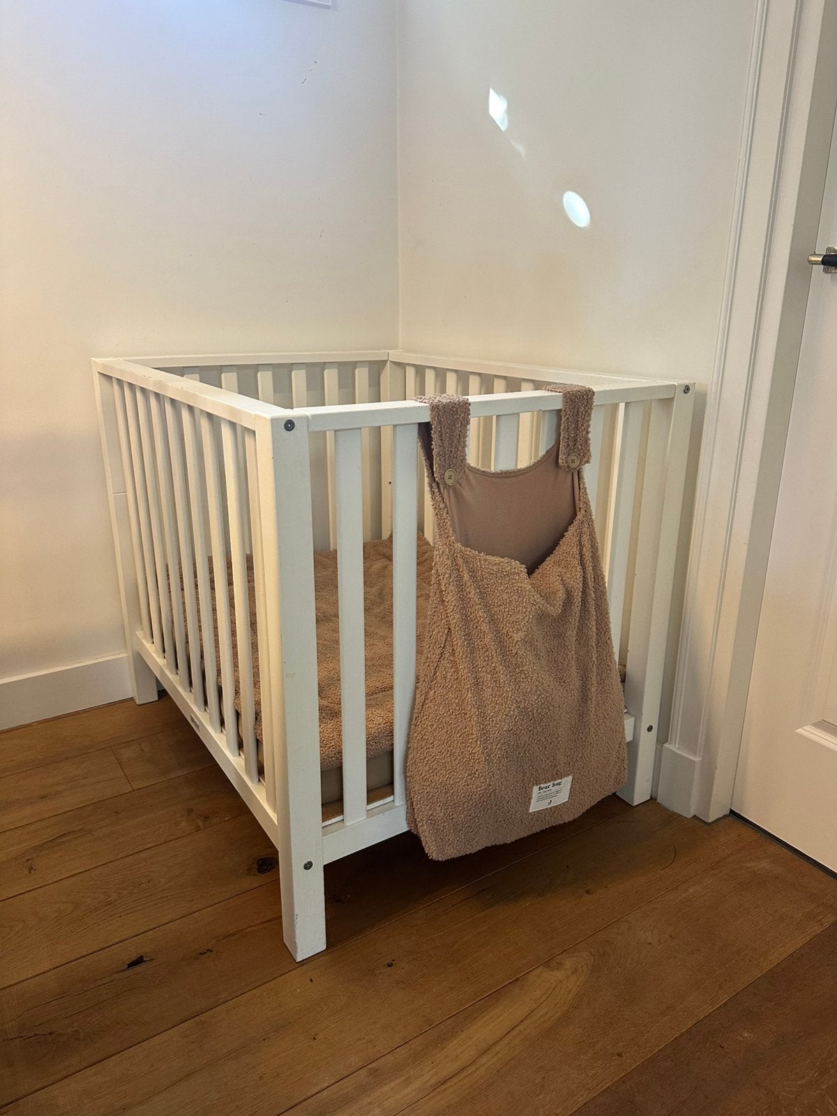 TWF box met boxmatras, boxkleed, box(opberg)tas en hoeslaken, Ophalen, Gebruikt, Rechthoekig, In hoogte verstelbaar