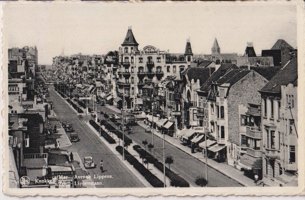België , Knokke met auto's, Lippenslaan, Ophalen of Verzenden, 1940 tot 1960, Gelopen, West-Vlaanderen