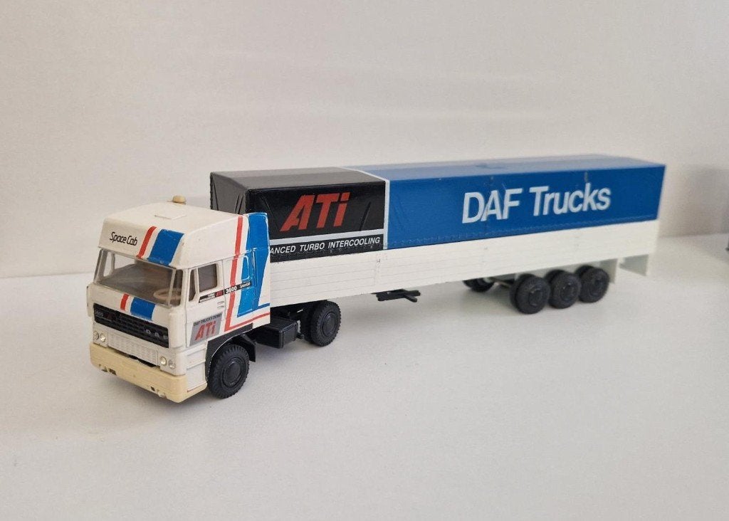 Lion Toys DAF 3600 space cab, Ophalen of Verzenden, Gebruikt, Bus of Vrachtwagen, Lion Toys