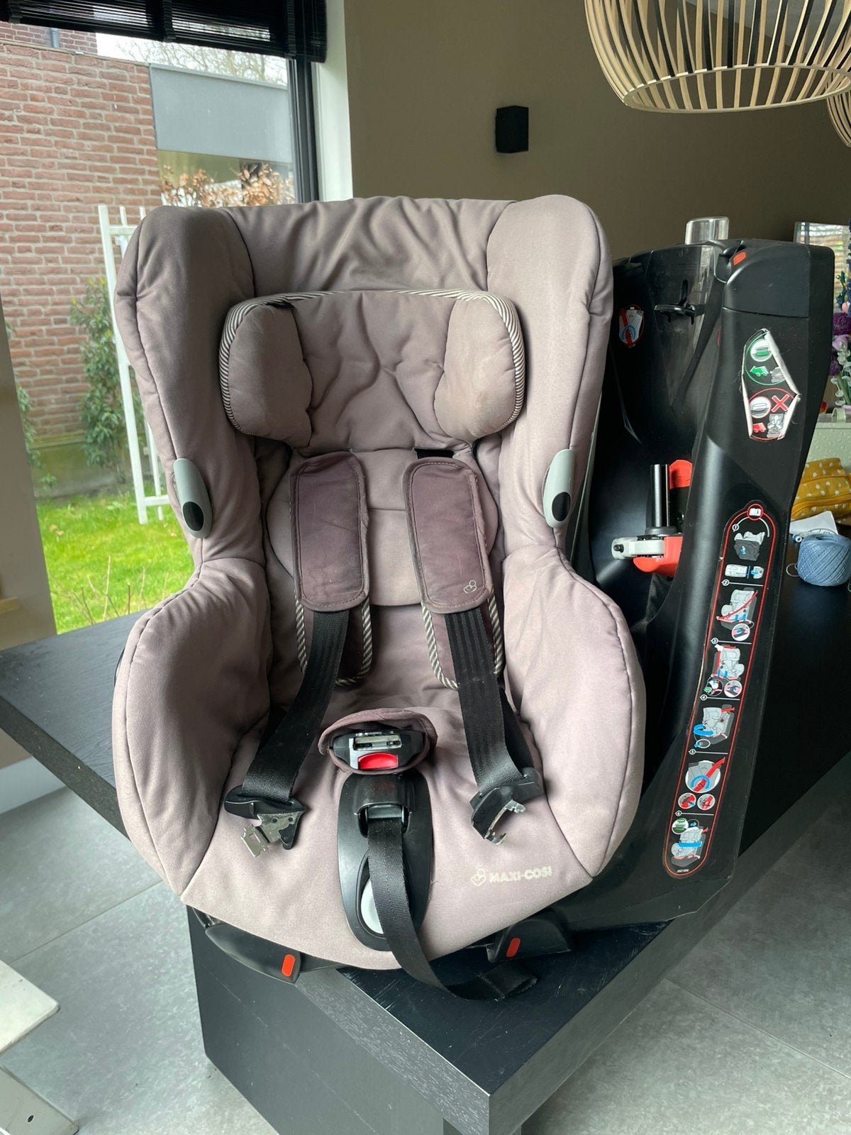 Maxi cosi autostoel axiss draaibaar, Kinderen en Baby's, Autostoeltjes, Ophalen, Verstelbare rugleuning, Autogordel, 0 t/m 18 kg