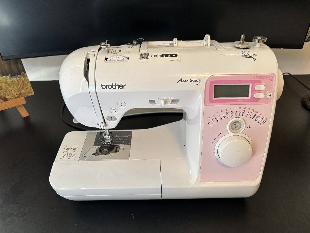 Brother Innov-is 10 naaimachine, Hobby en Vrije tijd, Naaimachines en Toebehoren, Ophalen, Zo goed als nieuw, Naaimachine, Brother