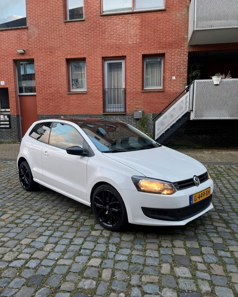 Volkswagen Polo 1.2 3-deurs uit 2012, Auto's, Voorwielaandrijving, Euro 5, Stof, 40 €/maand