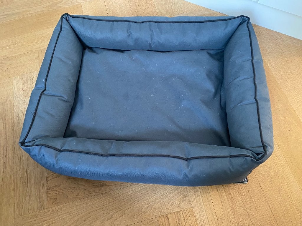 Hondenmand Happy House - formaat Friese Stabij, Dieren en Toebehoren, Ophalen, Zo goed als nieuw, Polyester