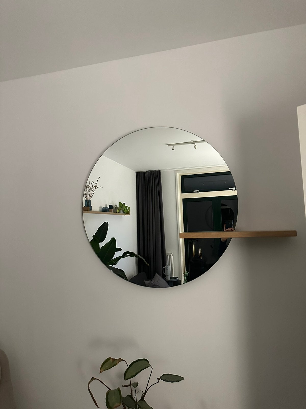 Bolia Shift spiegel – 100 cm – zo goed als nieuw, Huis en Inrichting, Ophalen, 100 tot 150 cm, Rond, Zo goed als nieuw