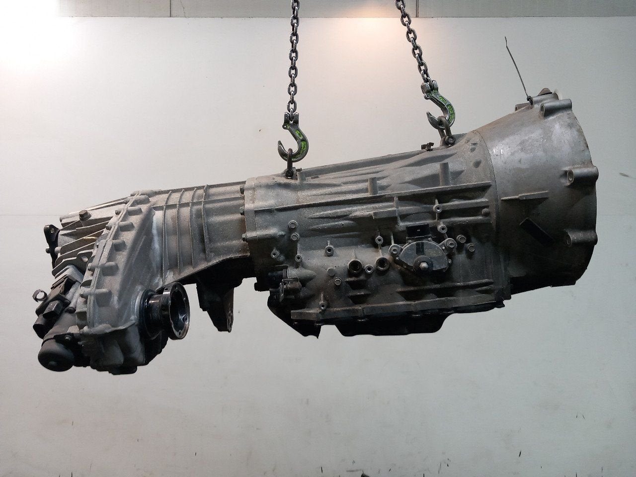 Versnellingsbak automaat Porsche Cayenne, Auto-onderdelen, Onderdelen@venauto.nl, Van der Ven Autorecycling B.V., Gebruikt, Ettenseweg 76, 4706 PB Roosendaal, The Netherlands
