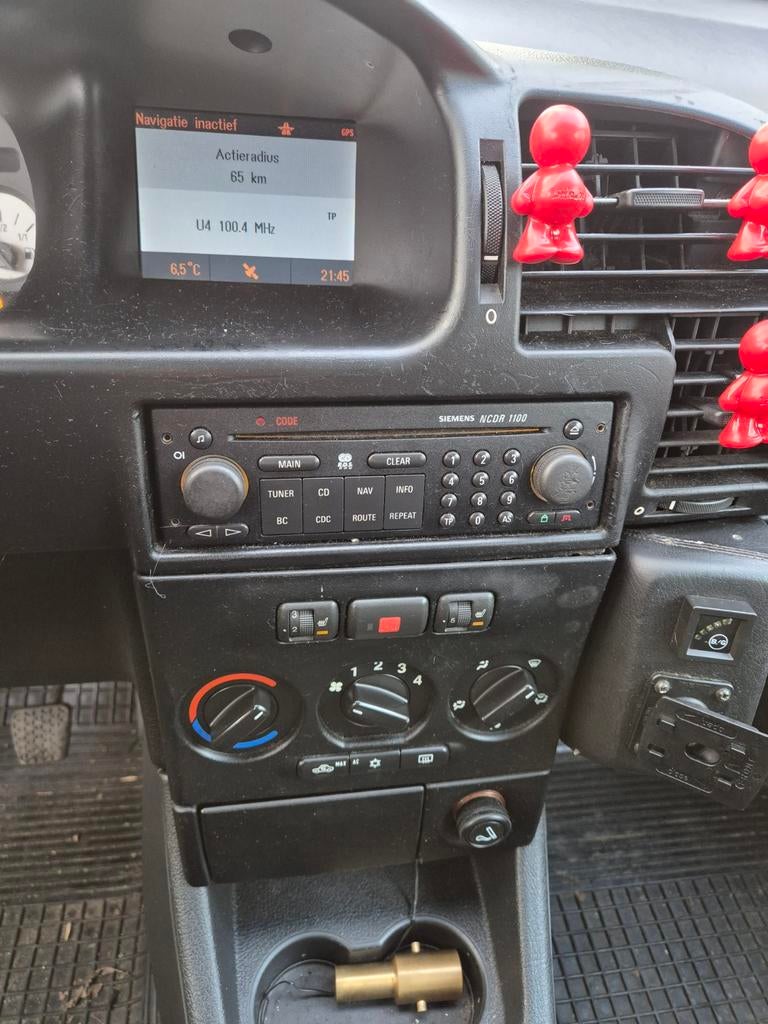 Ncdr1100 radio + schermpje, Auto-onderdelen, Ophalen of Verzenden