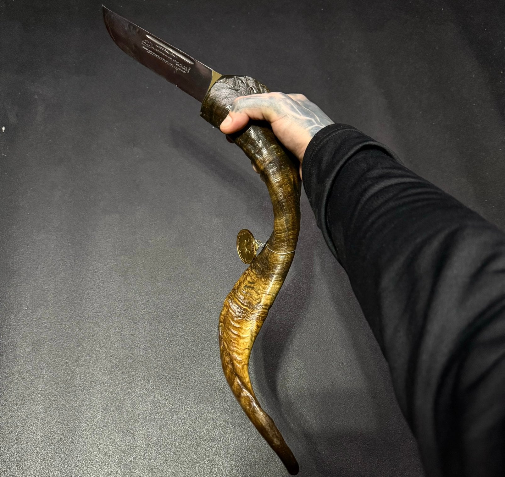 Opgezette hoorn mes dolk zwaard sabel, Ophalen, Zo goed als nieuw, Beeldje of Figuurtje