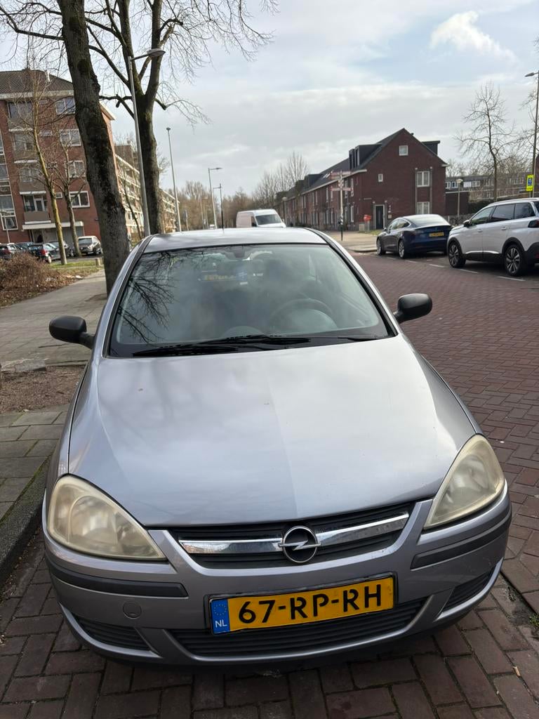 Opel Corsa 1.0 3D 2005 Grijs, Auto's, Opel, Voorwielaandrijving, 450 kg, Origineel Nederlands, Handgeschakeld