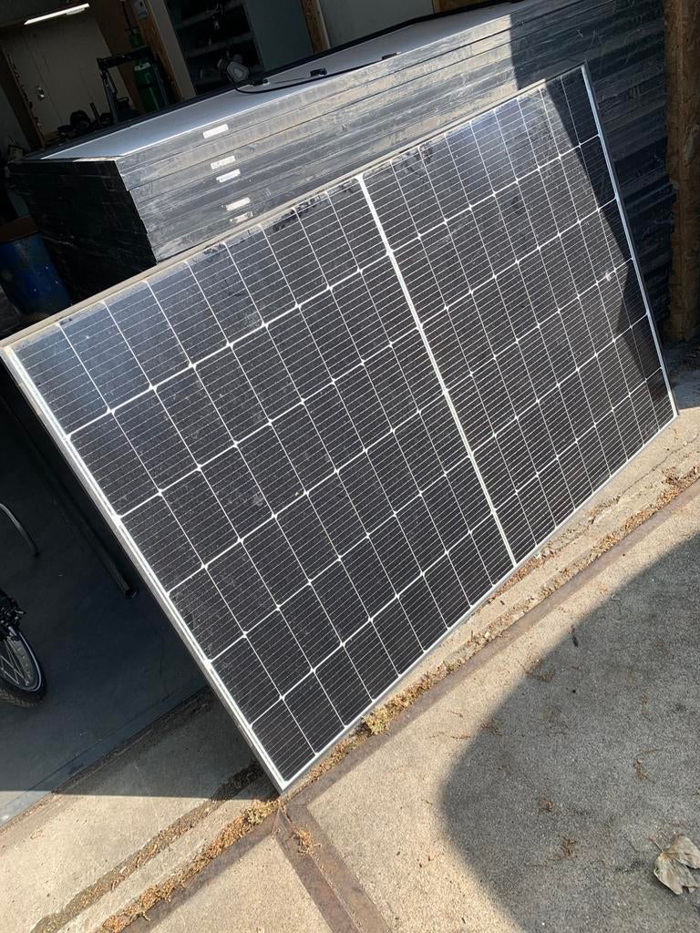 Partij zonnepanelen, Ophalen, Zo goed als nieuw, Paneel