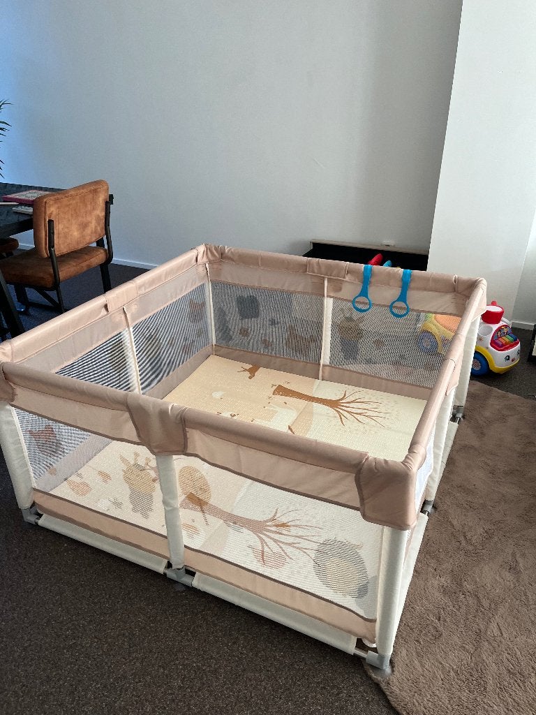 Grondbox baby, Kinderen en Baby's, Boxen, Ophalen, Zo goed als nieuw, Vierkant