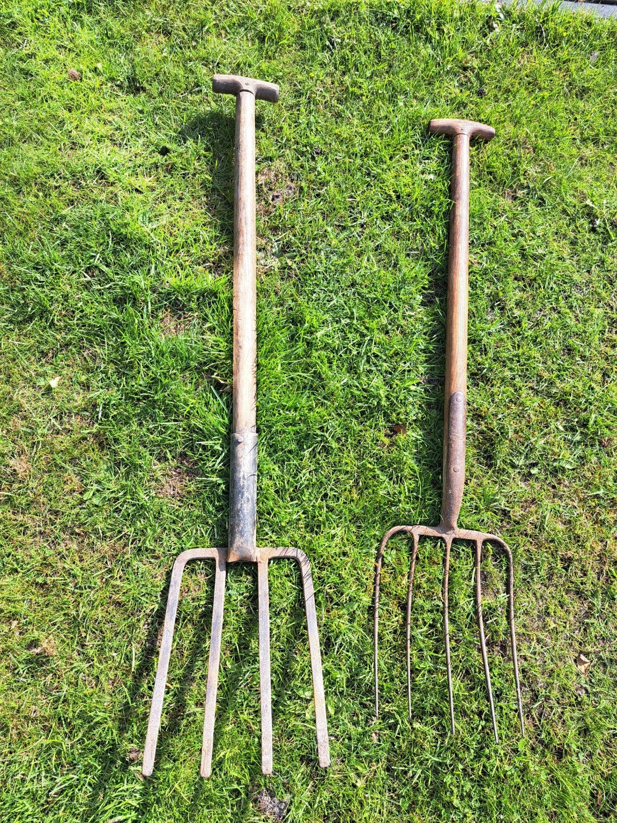 4 x hooivork  - mestvork  - spitvork, Tuin en Terras, Hand-tuingereedschap, Ophalen of Verzenden, Zo goed als nieuw