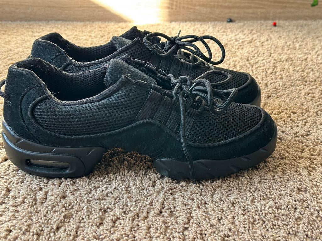 Bloch Dames Boost Mesh splitzool danssneakers maat 42.5, Ophalen of Verzenden, Zo goed als nieuw, Schoenen