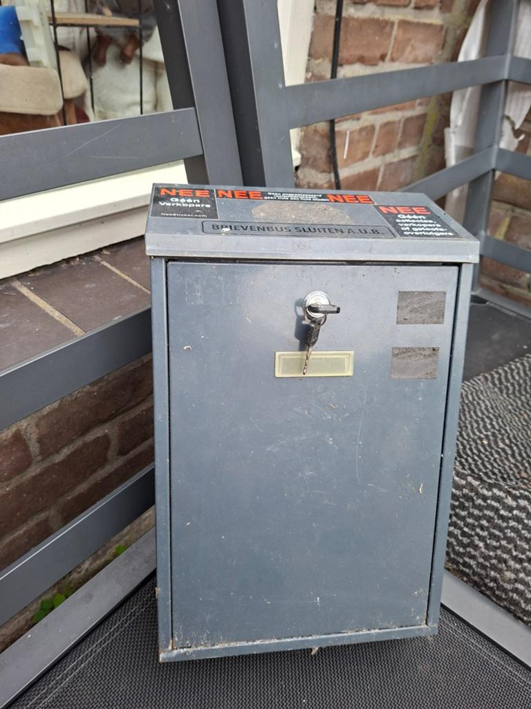 Brievenbus, Tuin en Terras, Brievenbussen, Ophalen of Verzenden, Gebruikt, IJzer, Wandbrievenbus