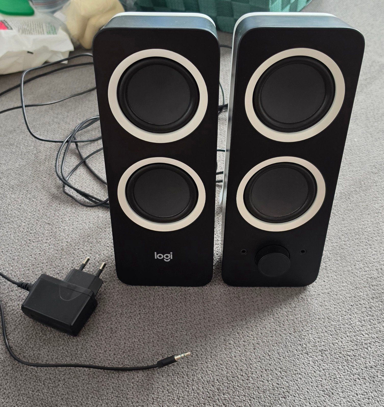 Logitech Z200 2.0 Stereo Luidsprekers, Ophalen of Verzenden, Gebruikt, Audiokanaal 2, Logitech