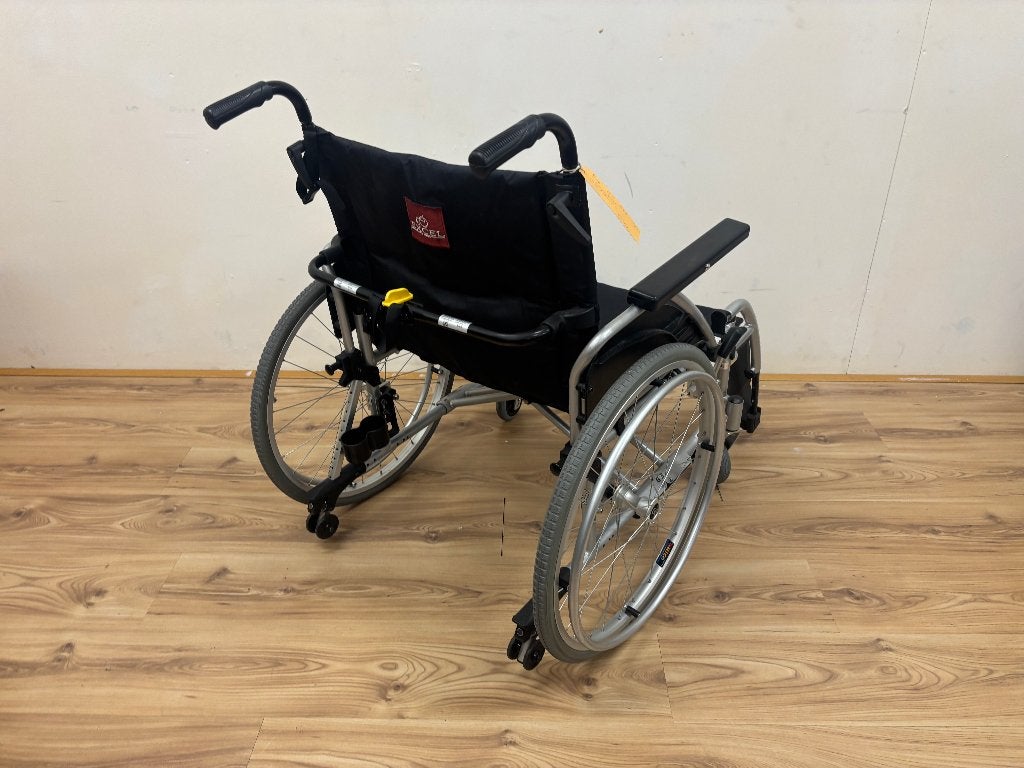 Excel G3 rolstoel – extra brede uitvoering 57cm zitbreedte, Ophalen of Verzenden, Inklapbaar, Nieuw, Duwrolstoel