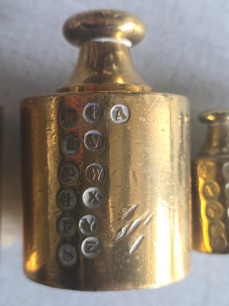 Set van 4 koperen gewichten, Ophalen of Verzenden