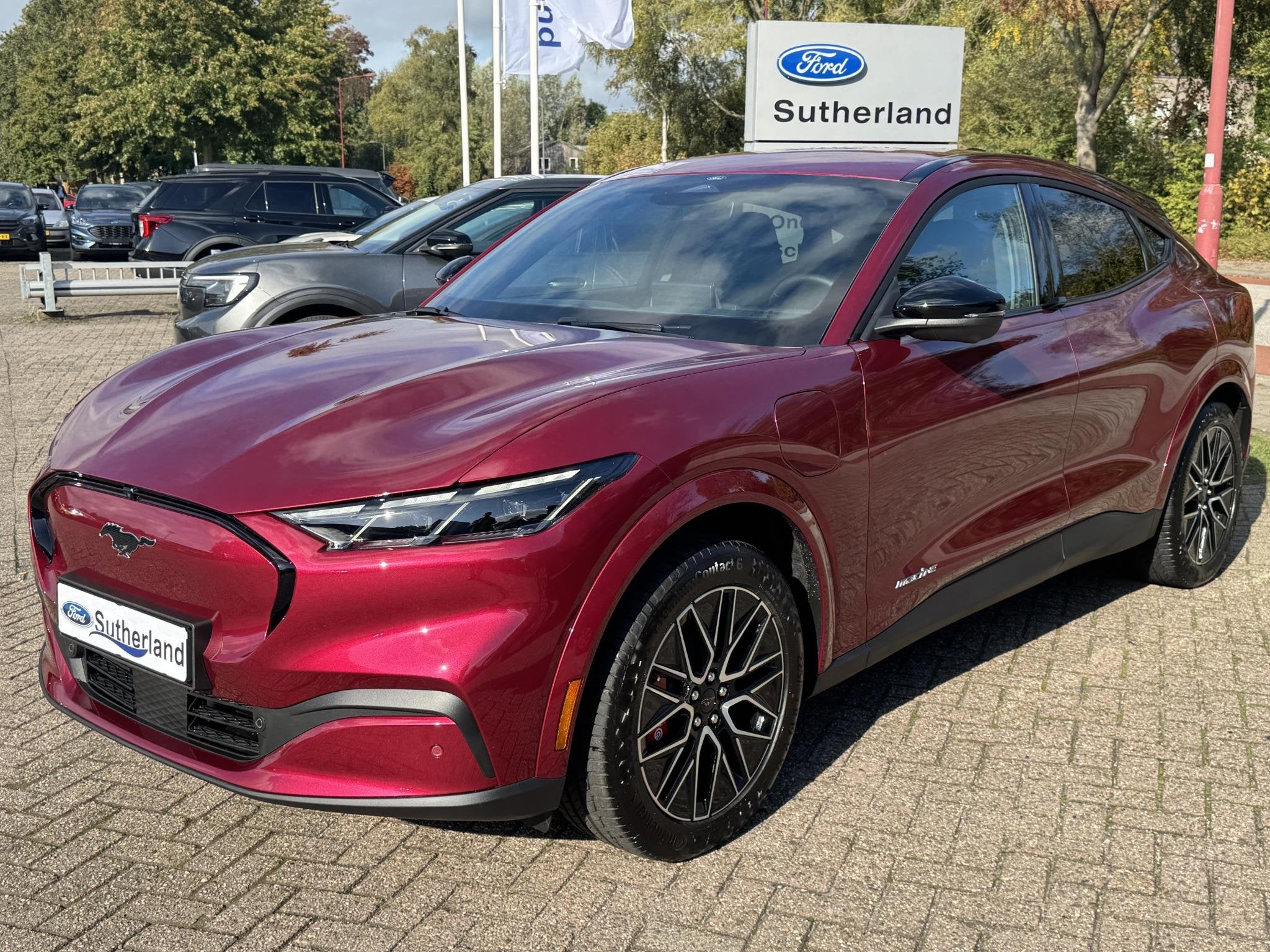 Ford Mustang Mach-E Extended Premium RWD 88 kWh |296pk | For, Auto's, Ford, Automaat, Achterwielaandrijving, Gebruikt, Zwart