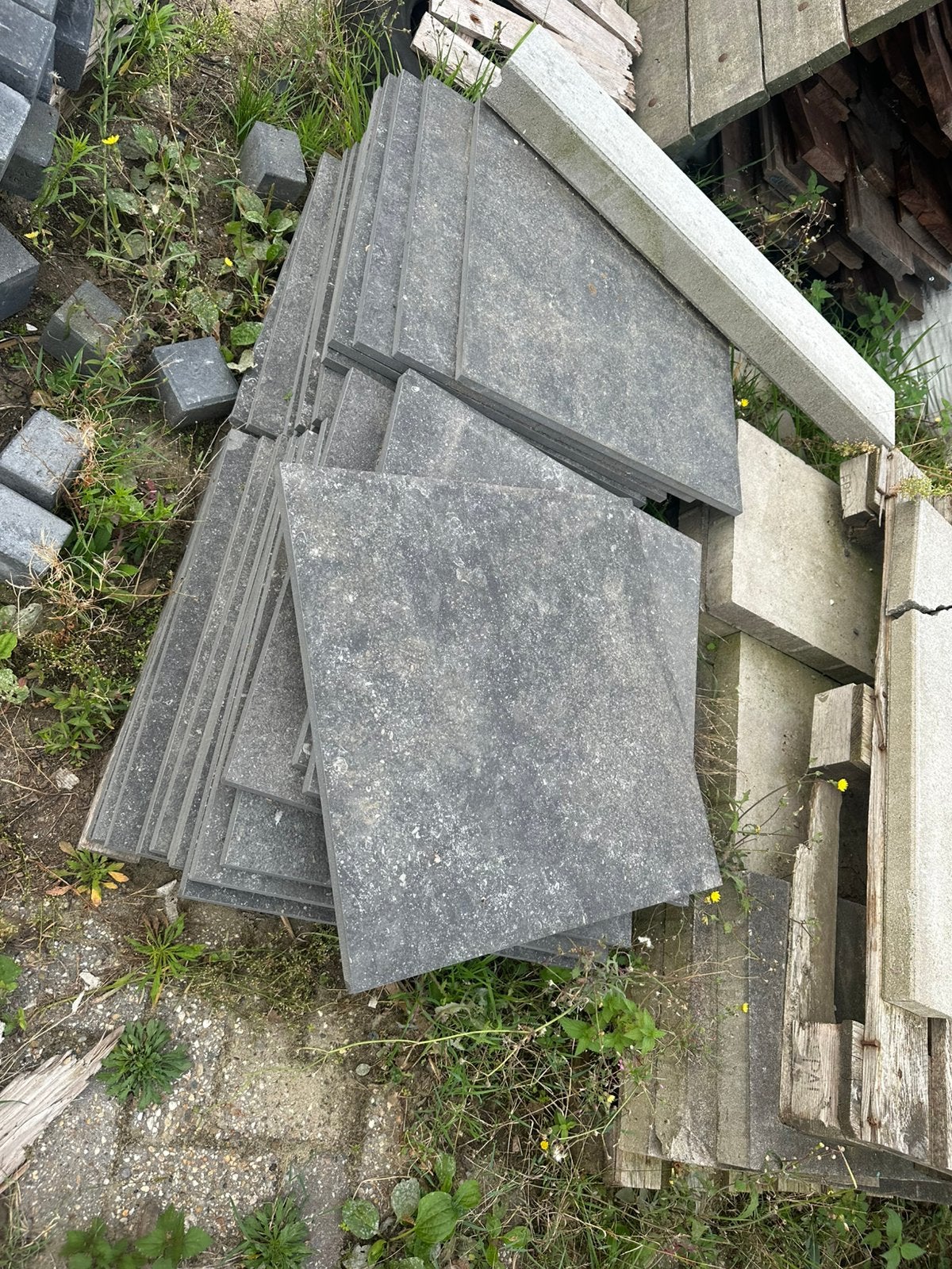 Verschillende partijtjes tegels, Tuin en Terras, Ophalen, Zo goed als nieuw, Beton, Terrastegels