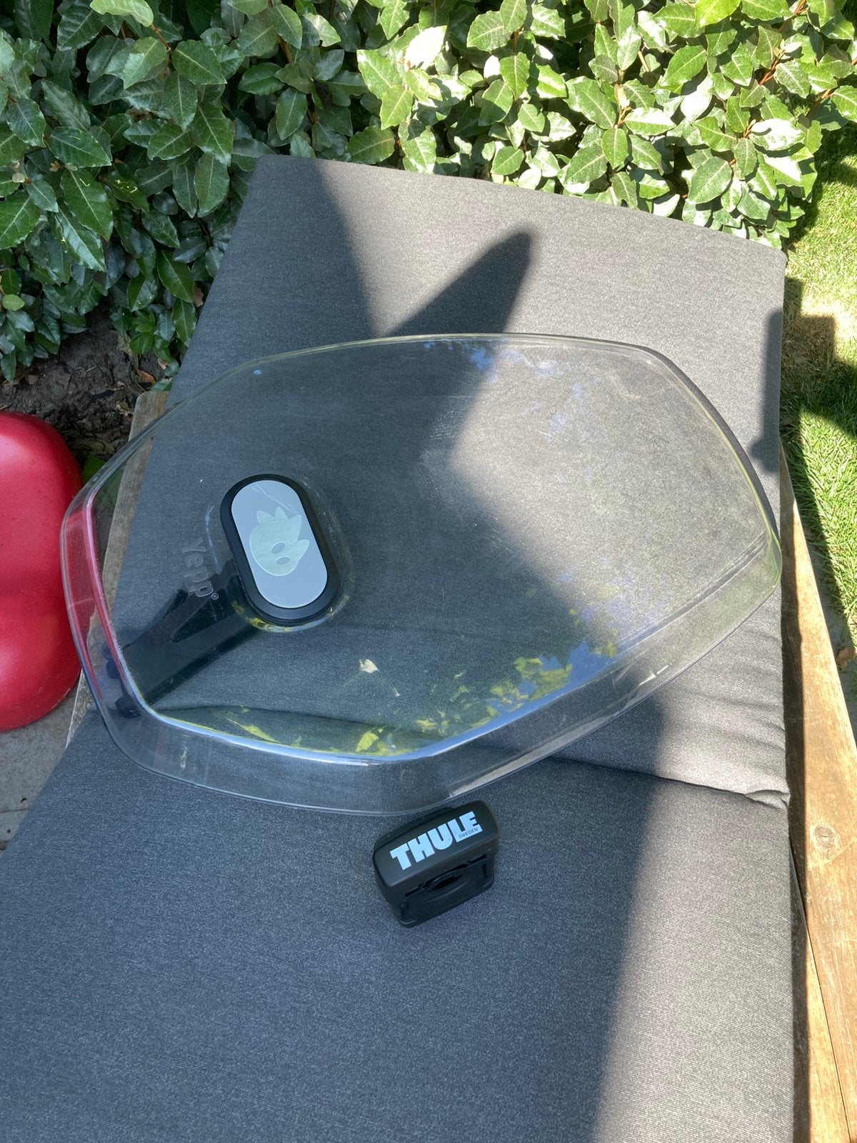 Thule Yepp mini windscherm met adapter, Ophalen of Verzenden, Zo goed als nieuw