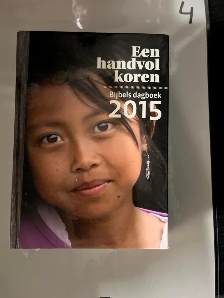 Een handvol koren - Bijbels dagboek 2015, Boeken, Ophalen of Verzenden, Zo goed als nieuw, Christendom | Protestants