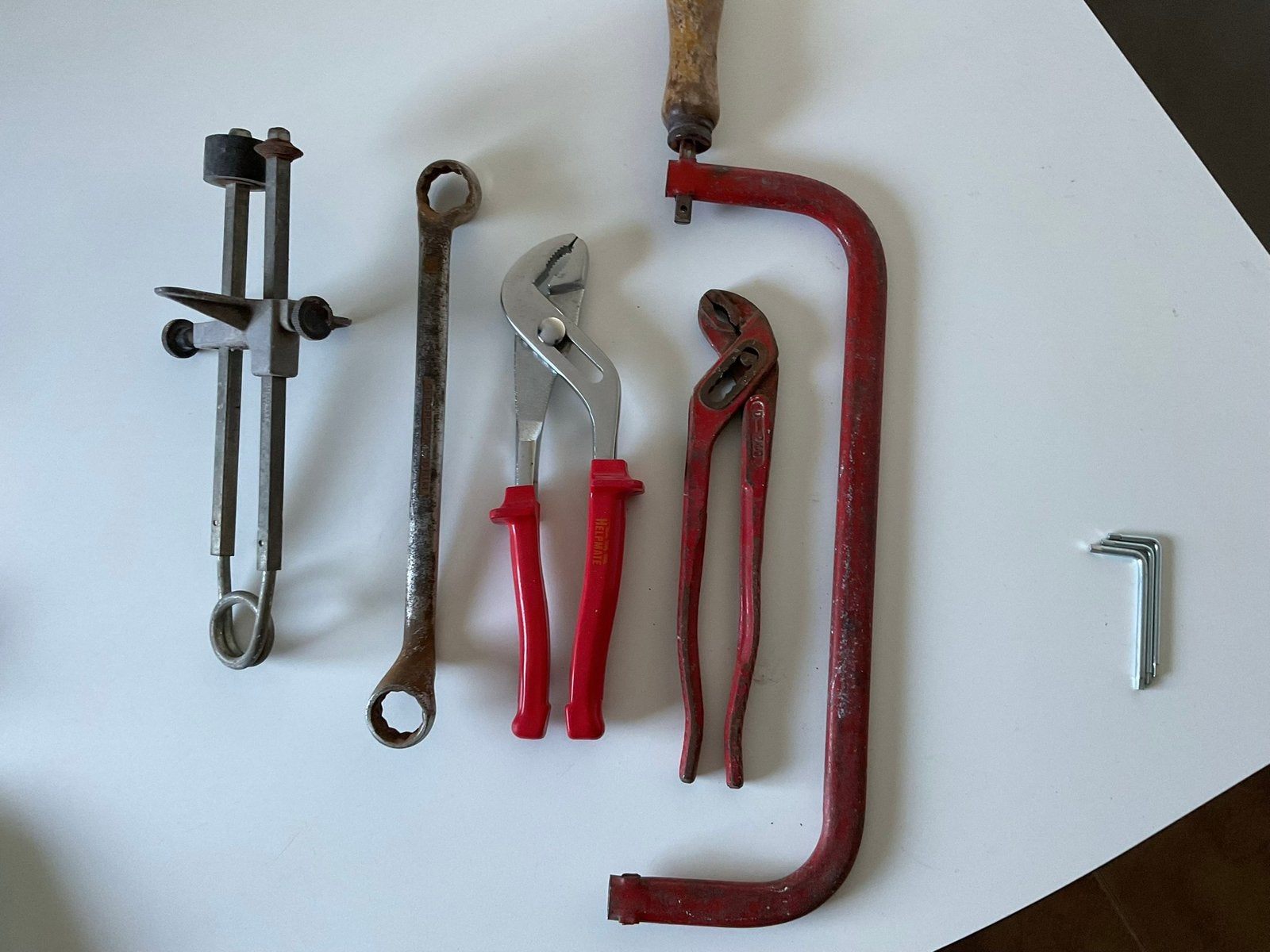 Tang, tegelsnijder, ringsleutel, zaagbeugel, zaklamp, nieter, Doe-het-zelf en Verbouw, Gereedschap | Handgereedschap, Ophalen of Verzenden