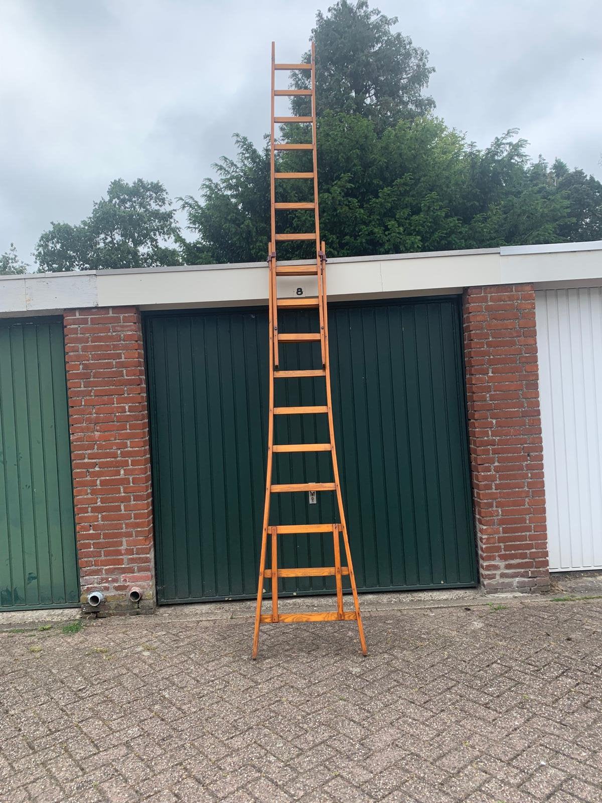 Nostalgische Houten Ladder, Ophalen of Verzenden, Zo goed als nieuw, Ladder, Opvouwbaar of Inschuifbaar