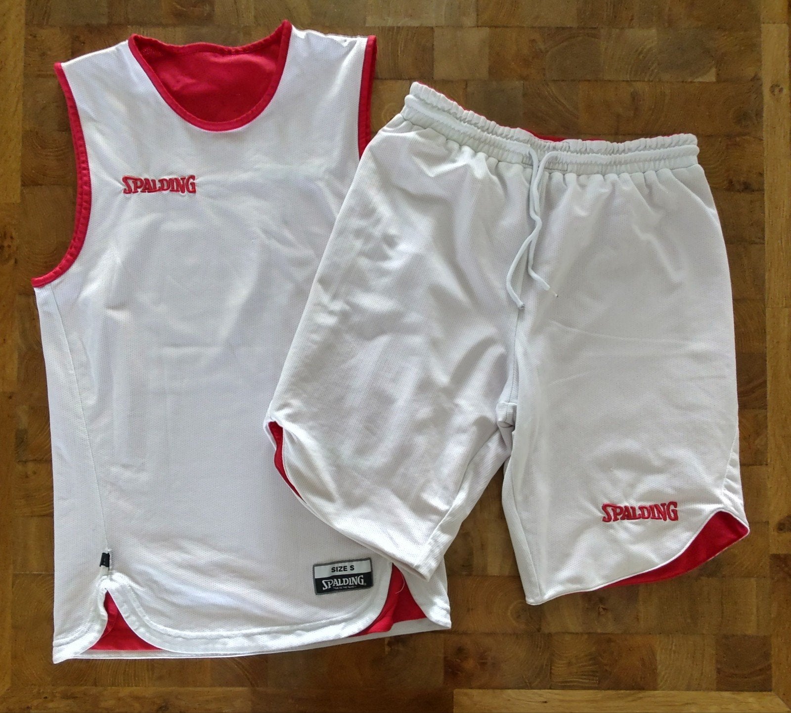 Foto 2 van Spalding Basketbal Tenue S - Omkeerbaar Rood/Wit