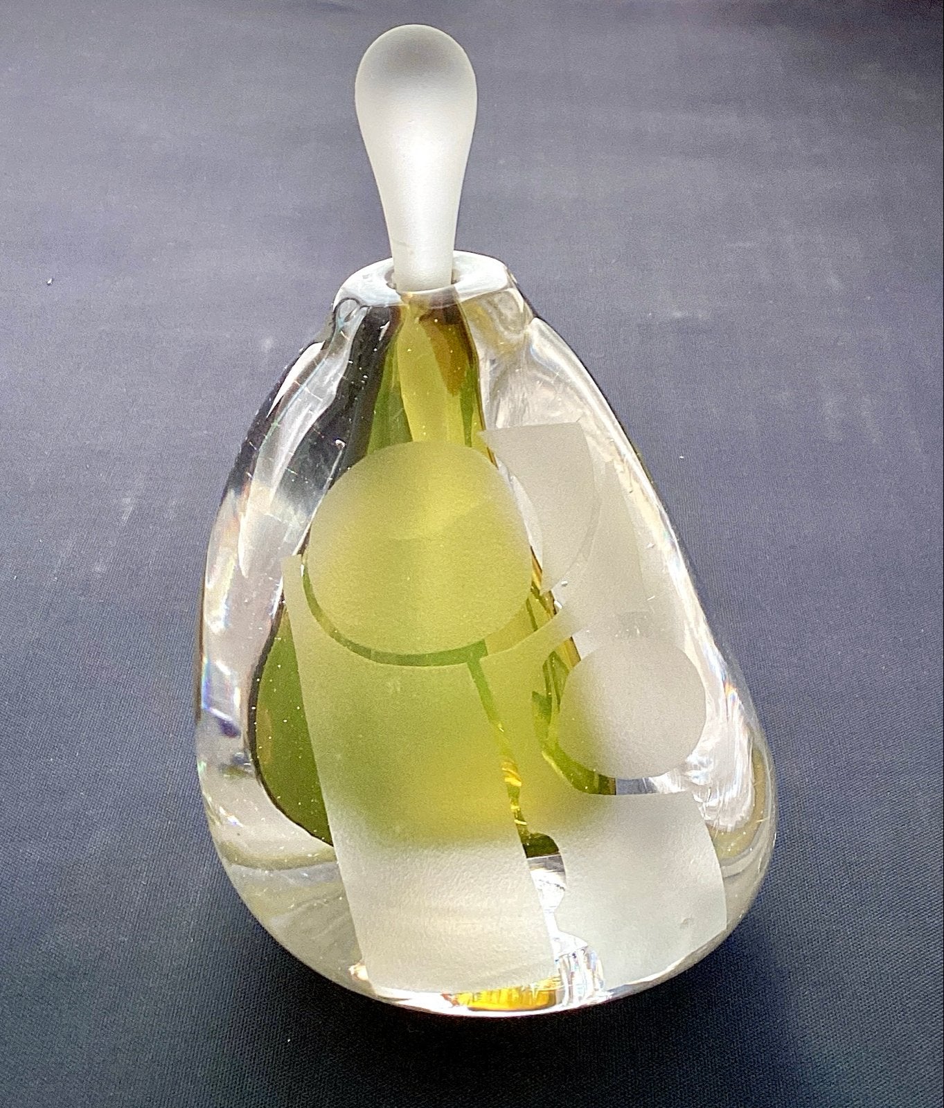 Vintage Glazen Parfumflesje met Stop - Gesigneerd  Raymond, Ophalen of Verzenden