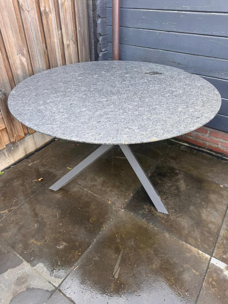 Tuintafel, Ophalen, Gebruikt, Rond, Metaal