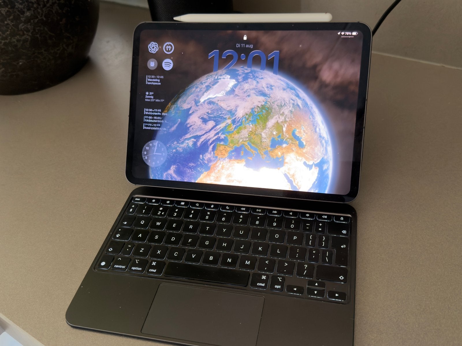 Apple iPad Pro 11 inch (M4) Magic Keyboard en Pencil Pro, Computers en Software, Apple iPads, Ophalen, Zwart, 11 inch, Zo goed als nieuw