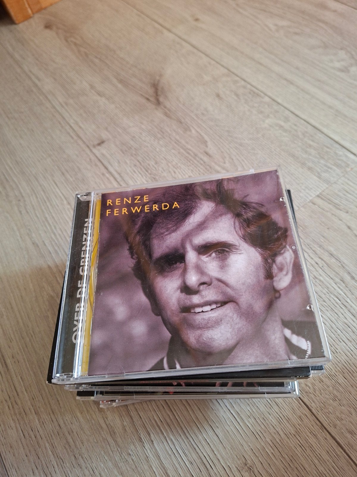 Renze Ferwerda - Over de Grenzen, Verzenden, Zo goed als nieuw